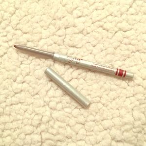 Mary Kay Signature Lip Liner
